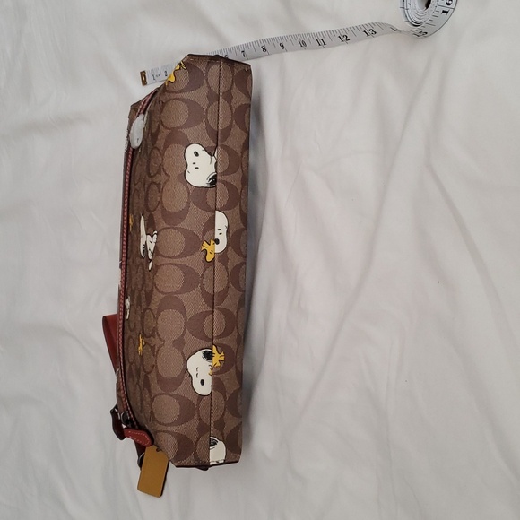 Coach pouch signature Peanut - Picture 4 of 4